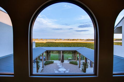 Lancemore Milawa - Surfers Paradise Gold Coast 1