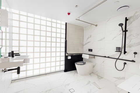 Brady Hotels Jones Lane - Surfers Paradise Gold Coast 15