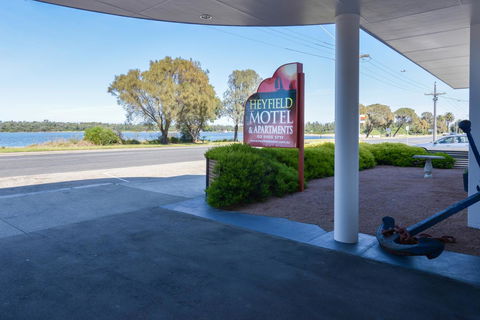 Heyfield Motel And Apartments - Surfers Paradise Gold Coast 9