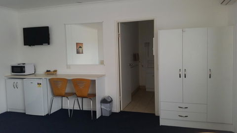 Heyfield Motel And Apartments - Surfers Paradise Gold Coast 40