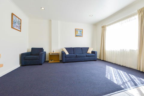 Heyfield Motel And Apartments - Surfers Paradise Gold Coast 18