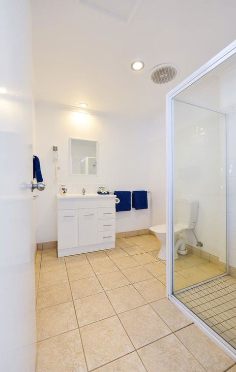 Heyfield Motel And Apartments - Surfers Paradise Gold Coast 26