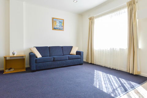 Heyfield Motel And Apartments - Surfers Paradise Gold Coast 15
