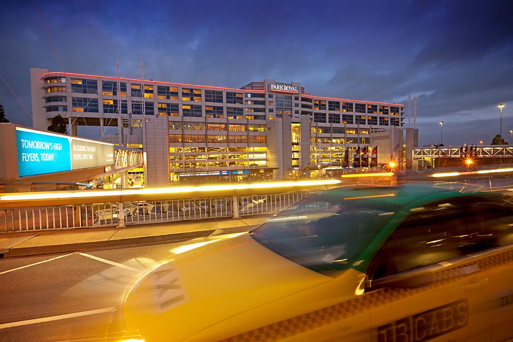 Melbourne Airport VIC Surfers Paradise Gold Coast