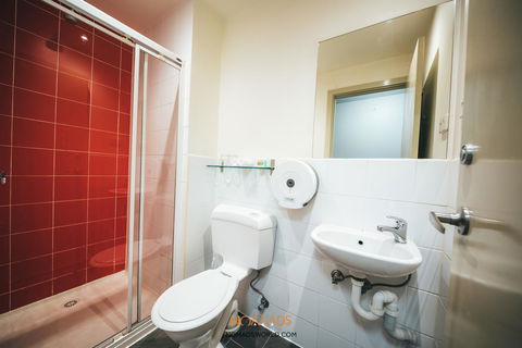 Nomads Melbourne Backpackers - Surfers Paradise Gold Coast 17