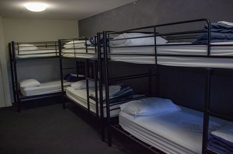 Nomads Melbourne Backpackers - Surfers Paradise Gold Coast 35