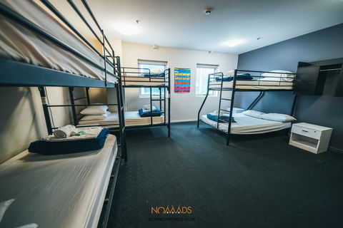 Nomads Melbourne Backpackers - Surfers Paradise Gold Coast 30
