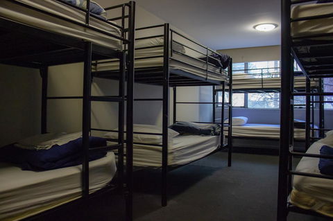 Nomads Melbourne Backpackers - Surfers Paradise Gold Coast 43