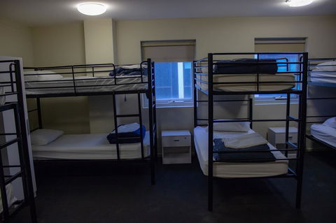 Nomads Melbourne Backpackers - Surfers Paradise Gold Coast 33