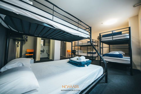 Nomads Melbourne Backpackers - Surfers Paradise Gold Coast 24
