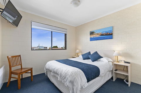 Allambi Holiday Apartments - Surfers Paradise Gold Coast 15