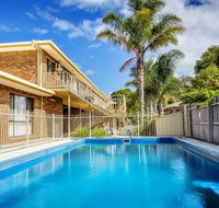 Allambi Holiday Apartments - Surfers Paradise Gold Coast