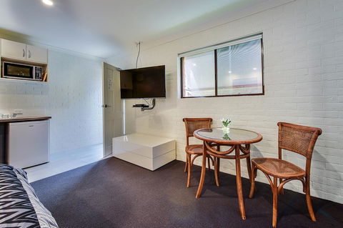 Allambi Holiday Apartments - Surfers Paradise Gold Coast 27