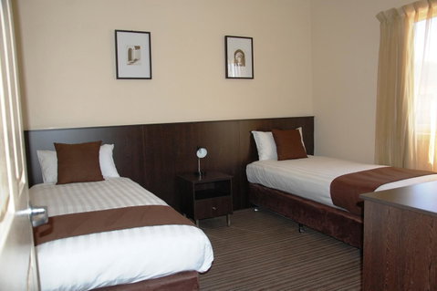 Mercure Hotel Mildura - Surfers Paradise Gold Coast 2