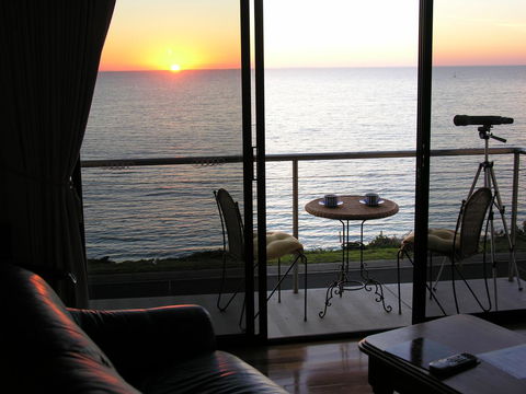 Clifftop Apartments Portland Vic - Surfers Paradise Gold Coast 8
