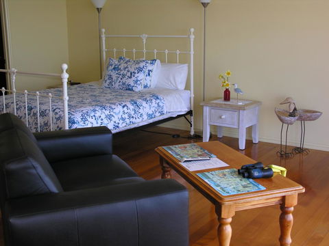 Clifftop Apartments Portland Vic - Surfers Paradise Gold Coast 13