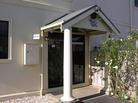 Clifftop Apartments Portland Vic - Surfers Paradise Gold Coast 4