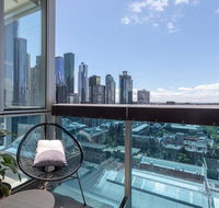 La Maison - Great View Free Parking Pool Gym Perfectly located 2BR apartment - Surfers Paradise Gold Coast