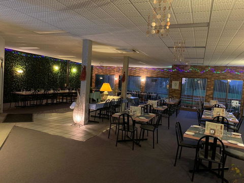 Mountain Creek Motel Bar & Restaurant - Surfers Paradise Gold Coast 17