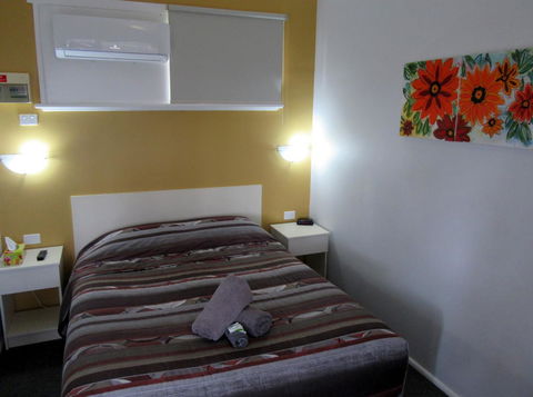 The Highlander Motel - 24HR Check In - Surfers Paradise Gold Coast 14