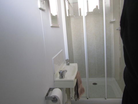 The Highlander Motel - 24HR Check In - Surfers Paradise Gold Coast 28