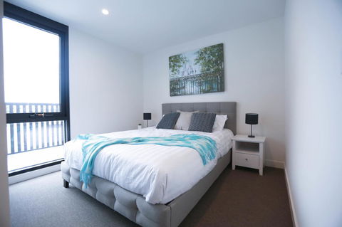 Box Hill 2 Bedroom Apt (La Maison) 02 - Surfers Paradise Gold Coast 5