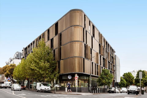 Modern Apartment In The Heart Of St Kilda - Surfers Paradise Gold Coast 24