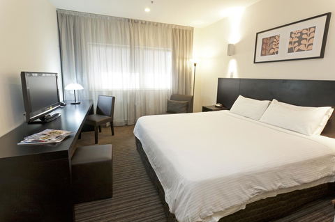Causeway 353 Hotel - Surfers Paradise Gold Coast 0