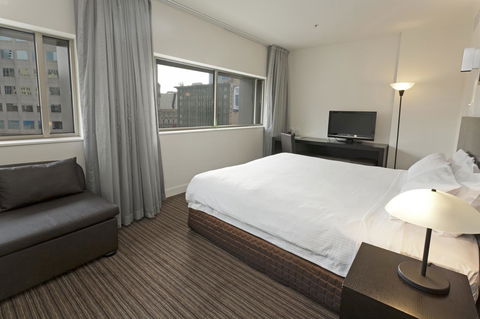 Causeway 353 Hotel - Surfers Paradise Gold Coast 22