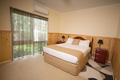 Sanctuary House Resort Motel - Surfers Paradise Gold Coast 13