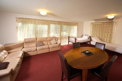 Sanctuary House Resort Motel - Surfers Paradise Gold Coast 15