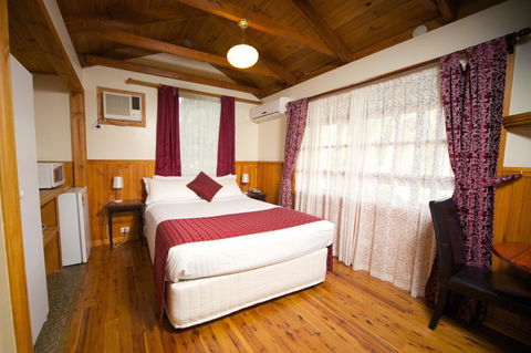Sanctuary House Resort Motel - Surfers Paradise Gold Coast 1