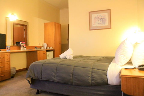 St Georges Motor Inn - Surfers Paradise Gold Coast 11