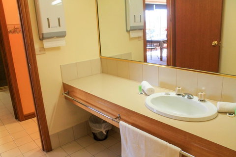 St Georges Motor Inn - Surfers Paradise Gold Coast 23