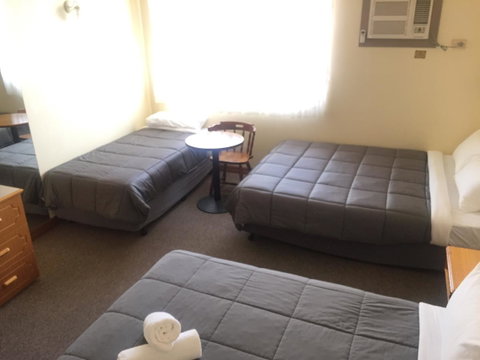 St Georges Motor Inn - Surfers Paradise Gold Coast 16