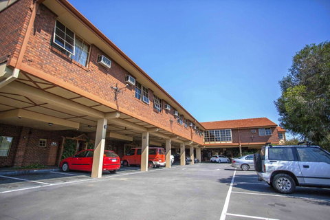 St Georges Motor Inn - Surfers Paradise Gold Coast 34
