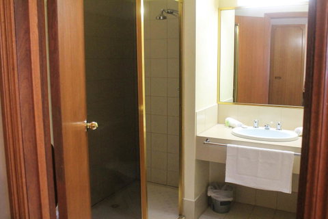 St Georges Motor Inn - Surfers Paradise Gold Coast 6