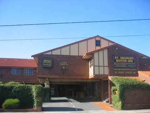 St Georges Motor Inn - Surfers Paradise Gold Coast 35