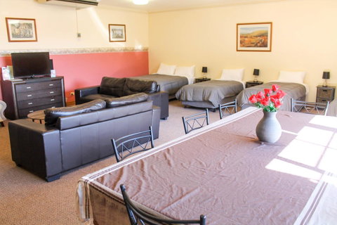 St Georges Motor Inn - Surfers Paradise Gold Coast 27