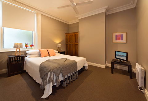 Athelstane House - Surfers Paradise Gold Coast 11