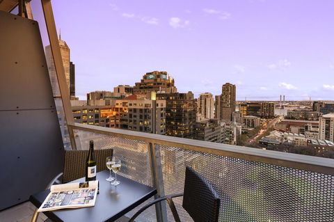 Apartments @ 350 William - Surfers Paradise Gold Coast 4