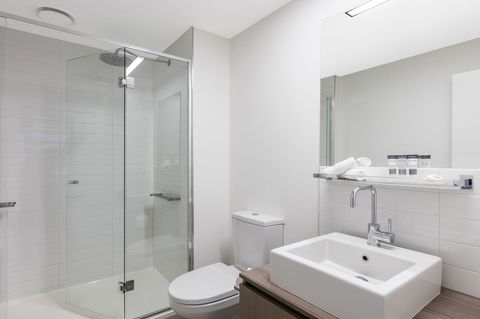 Apartments @ 350 William - Surfers Paradise Gold Coast 9