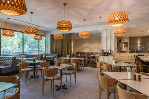 Mantra On Russell - Surfers Paradise Gold Coast 18