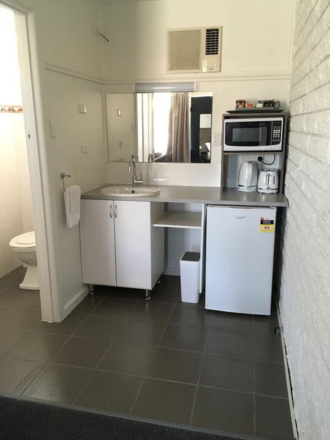 Motel Yarrawonga - Surfers Paradise Gold Coast 5
