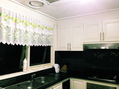 Doncaster Westfield Home Stay - Surfers Paradise Gold Coast 10