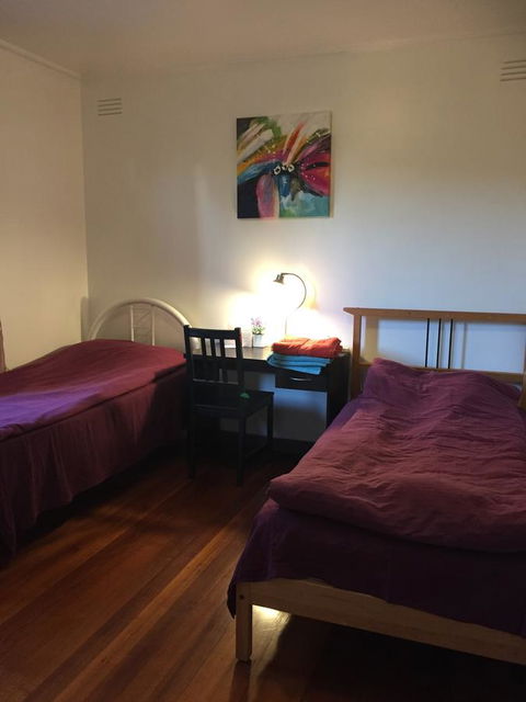 Doncaster Westfield Home Stay - Surfers Paradise Gold Coast 37