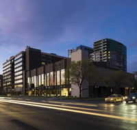 Pullman Melbourne Albert Park - Surfers Paradise Gold Coast
