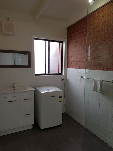 Beachcomber Holiday Units - Surfers Paradise Gold Coast 16