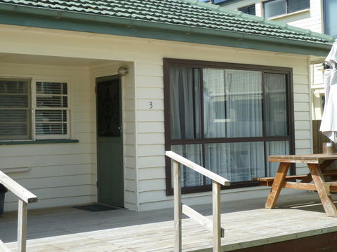 Beachcomber Holiday Units - Surfers Paradise Gold Coast 24