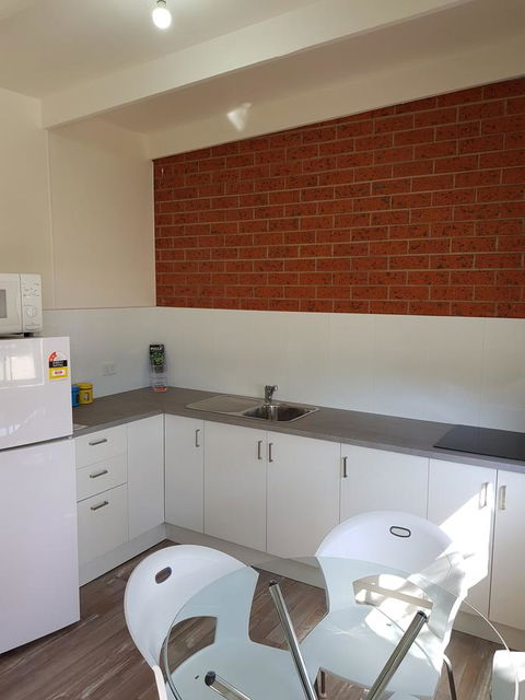 Beachcomber Holiday Units - Surfers Paradise Gold Coast 12